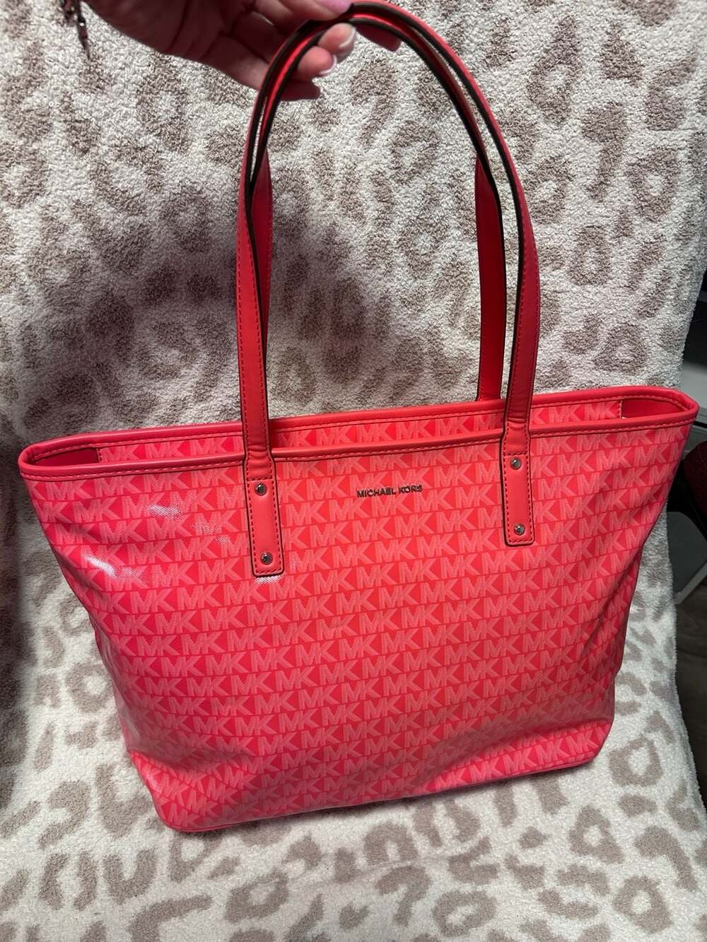 Michael Kors Carter Large TZ Tote Bag Geranium